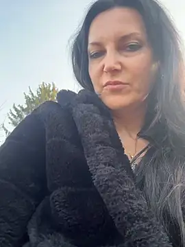 -OLYA- online show from 03.10.26