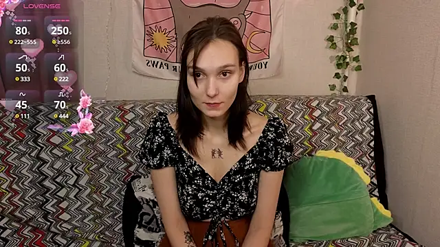 BlytheBlakeway online show from 02.05.25