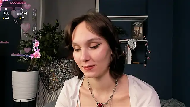 BlytheBlakeway online show from 02.20.25