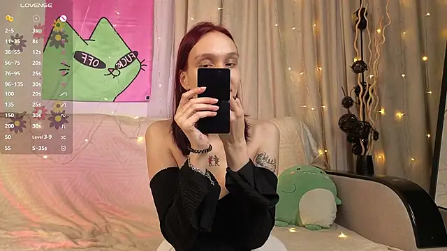 BlytheBlakeway online show from 09.26.25