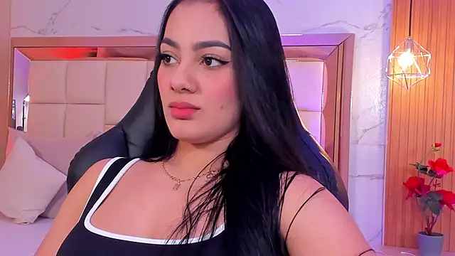 Snapshot of mallie_quinn chatting on 01.15.25 mallie quinn online show from 01.15.25