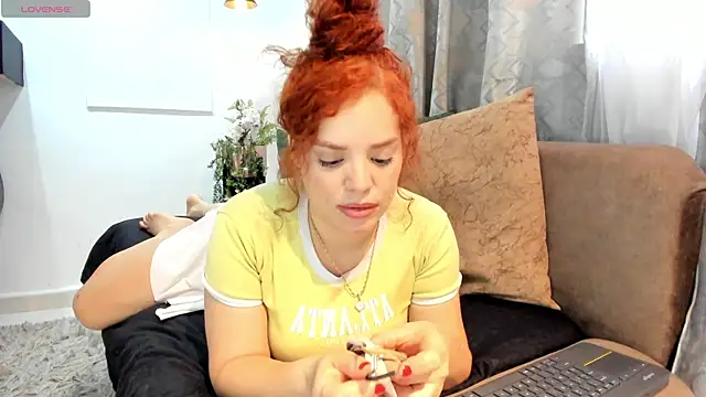 Snapshot of ebbafernandez_ chatting on 10.03.25 ebbafernandez online show from 10.03.25