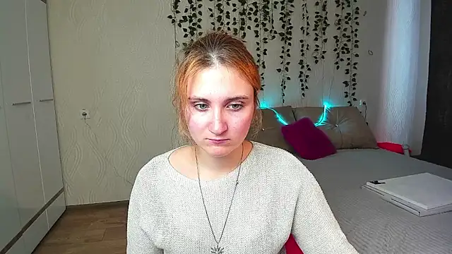 Snapshot of Miss_Elsa_ chatting on 03.04.25 Miss Elsa online show from 03.04.25