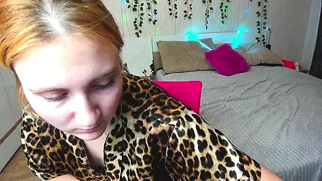 Snapshot of Miss_Elsa_ chatting on 03.04.25 Miss Elsa online show from 03.04.25