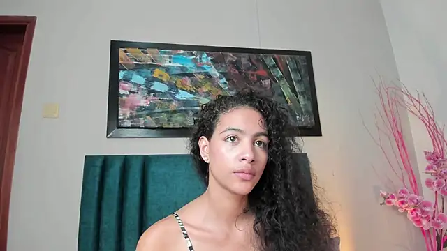 Snapshot of AntonellaHall_ chatting on 12.05.25 AntonellaHall online show from 12.05.25