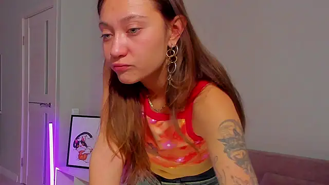 Snapshot of EllaSky_xoxo chatting on 12.17.24 EllaSky xoxo online show from 12.17.24