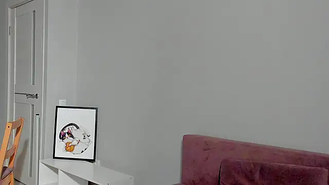 Snapshot of EllaSky_xoxo chatting on 12.18.24 EllaSky xoxo online show from 12.18.24