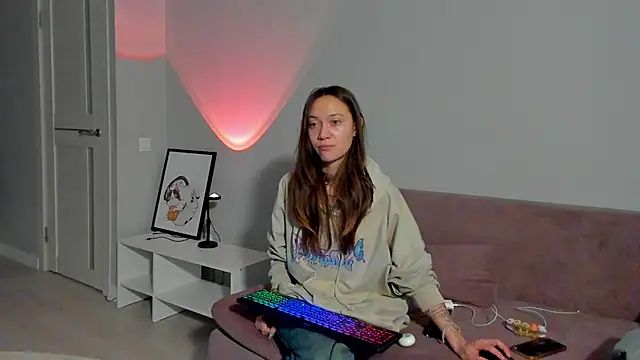 Snapshot of EllaSky_xoxo chatting on 01.18.25 EllaSky xoxo online show from 01.18.25