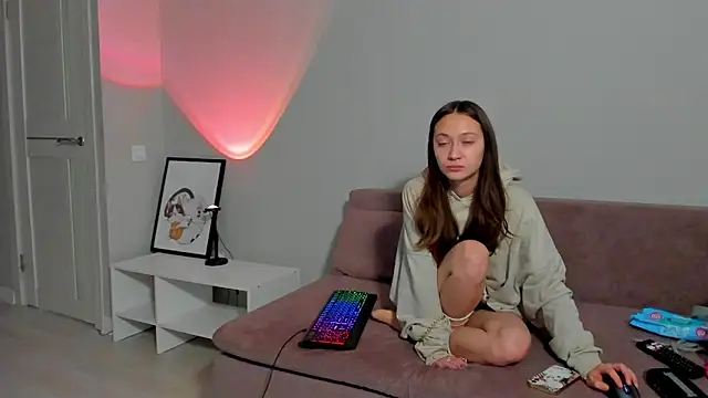 Snapshot of EllaSky_xoxo chatting on 01.20.25 EllaSky xoxo online show from 01.20.25