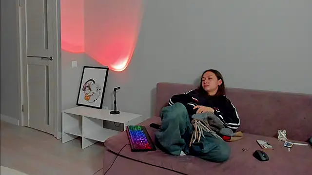 Snapshot of EllaSky_xoxo chatting on 01.25.25 EllaSky xoxo online show from 01.25.25