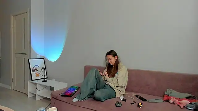 Snapshot of EllaSky_xoxo chatting on 02.05.25 EllaSky xoxo online show from 02.05.25