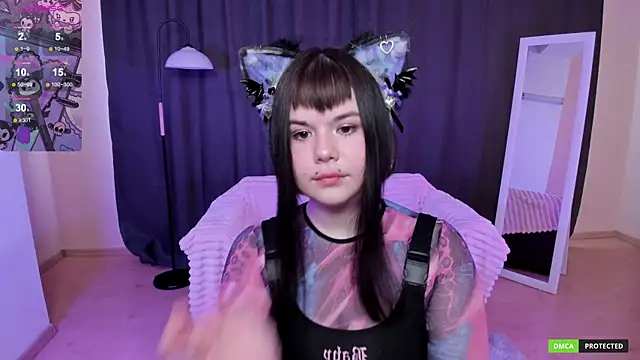 ClaireFaers  online show from 04.17.26