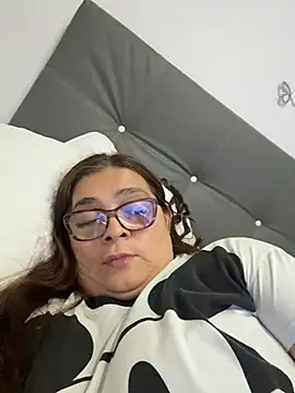 AntonellaAlondra4 online show from 03.11.26