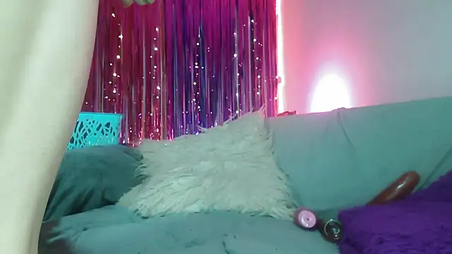 Snapshot of princesskitty111 chatting on 01.25.25 princesskitty111 online show from 01.25.25