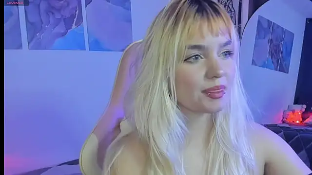 Pretty  zoe online show from 03.12.25