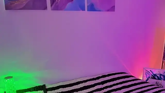 Pretty  zoe online show from 03.18.25