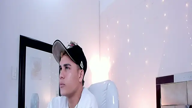 saraandstiven online show from 03.07.25