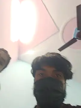 Crazy-Couple-Line online show from 10.06.25