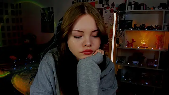 AkiraKatsu online show from 04.19.26