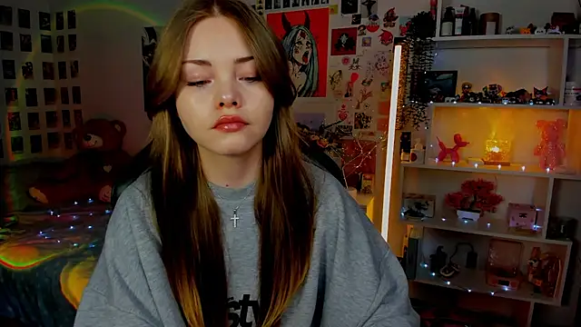 AkiraKatsu online show from 04.25.26