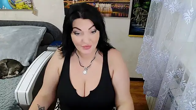 Lady Boom Wild  online show from 11.02.25