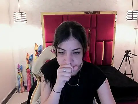 Snapshot of Violet_m chatting on 09.12.25 Violet m online show from 09.12.25