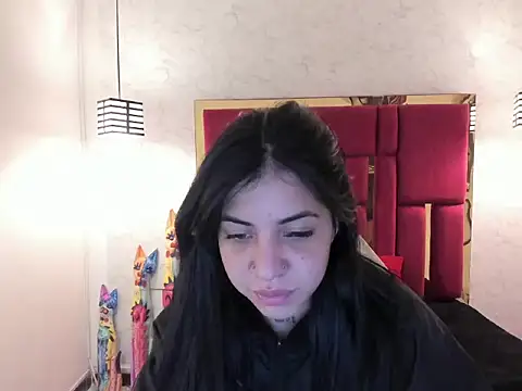 Snapshot of Violet_m chatting on 09.16.25 Violet m online show from 09.16.25