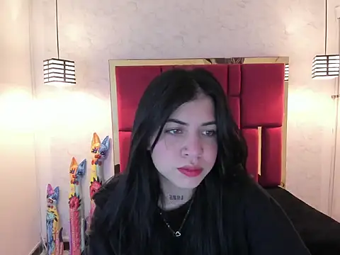 Snapshot of Violet_m chatting on 09.24.25 Violet m online show from 09.24.25