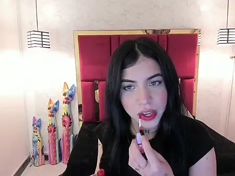 Snapshot of Violet_m chatting on 09.30.25 Violet m online show from 09.30.25