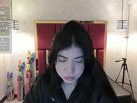 Snapshot of Violet_m chatting on 10.12.25 Violet m online show from 10.12.25