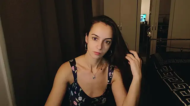 karlaolivia online show from 12.10.24