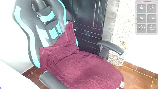 Snapshot of hots_boygg chatting on 09.26.25 hots boygg online show from 09.26.25