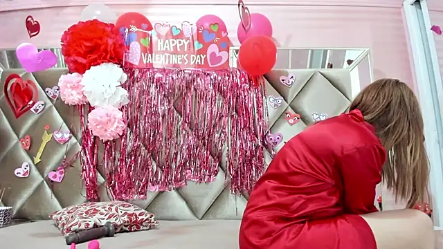 Aurora-Rossi online show from 02.15.26