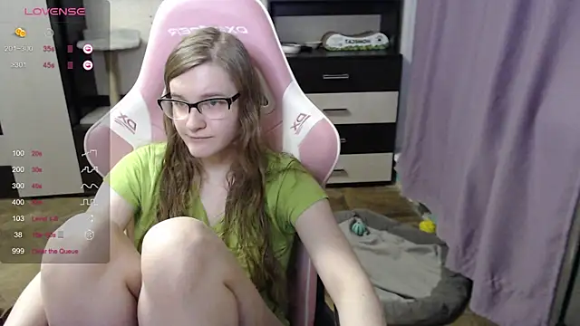 Tomato Tease online show from 10.29.25