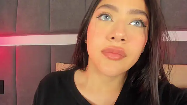 nicolle pierce online show from 10.06.25