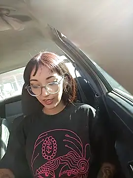 Snapshot of HighLilith chatting on 12.18.24 HighLilith online show from 12.18.24