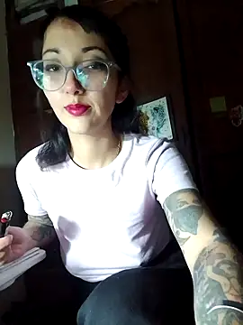 Snapshot of HighLilith chatting on 01.21.25 HighLilith online show from 01.21.25