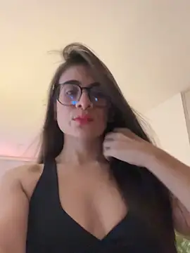 Snapshot of MariaIsabella8 chatting on 11.11.25 MariaIsabella8 online show from 11.11.25