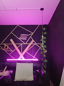 Snapshot of Gelena_Black chatting on 11.05.25 Gelena Black online show from 11.05.25