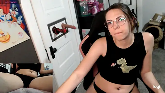 KSwonderland6 online show from 03.21.26