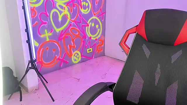 GEANNAROSE online show from 12.27.24