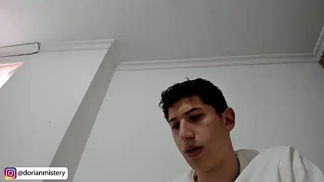 Dorianmistery2322  online show from 02.18.26