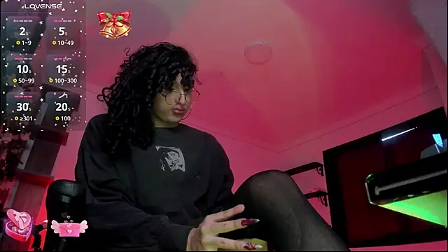 Heka Prudence online show from 11.28.25