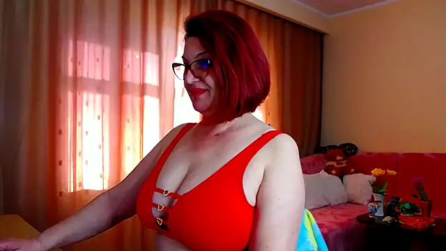 Snapshot of EdithCharm chatting on 03.08.26 EdithCharm online show from 03.08.26