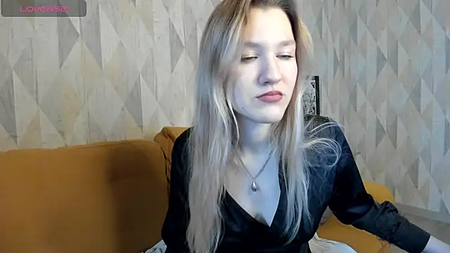 Mariel Brown online show from 12.22.24