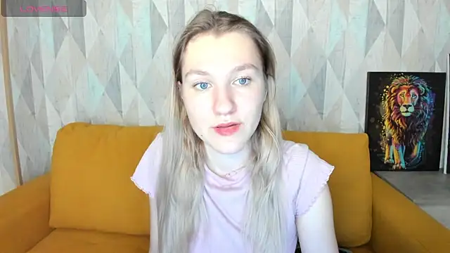 Mariel Brown online show from 01.03.25