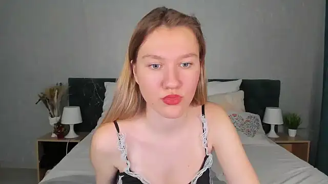 Mariel Brown online show from 01.15.25