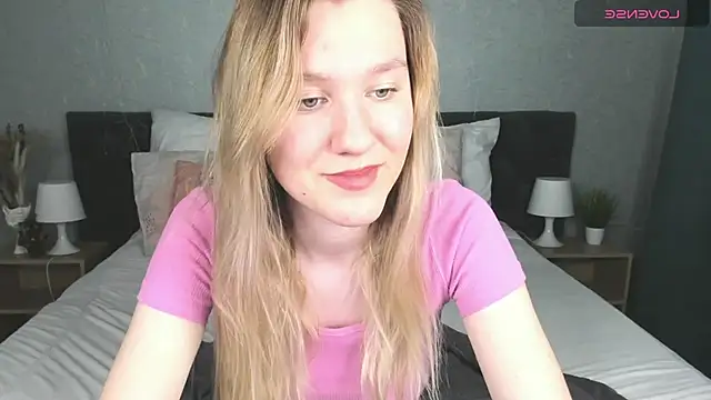 Mariel Brown online show from 01.24.25