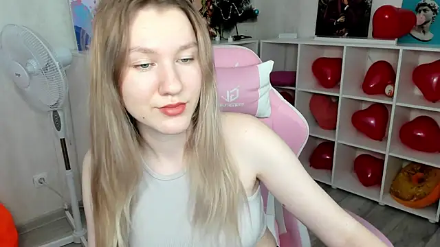 Mariel Brown online show from 02.12.25