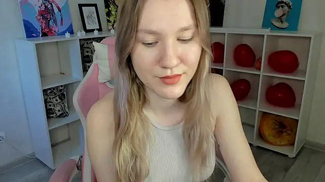 Mariel Brown online show from 02.18.25